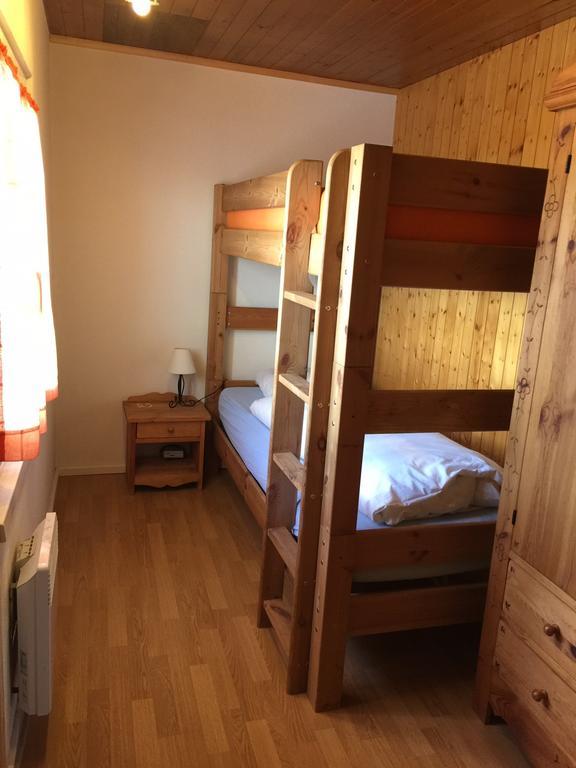 Le Central - Chambres D'Hote Grone Room photo